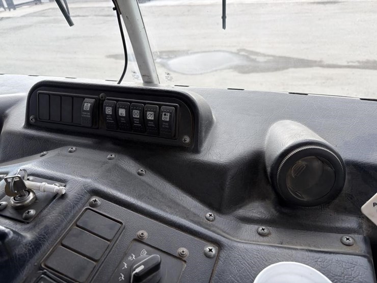 2010-autocar-xpeditor-image-21