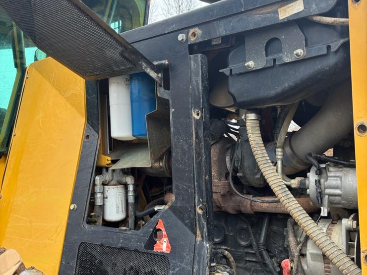 2022-tigercat-610e-image-74