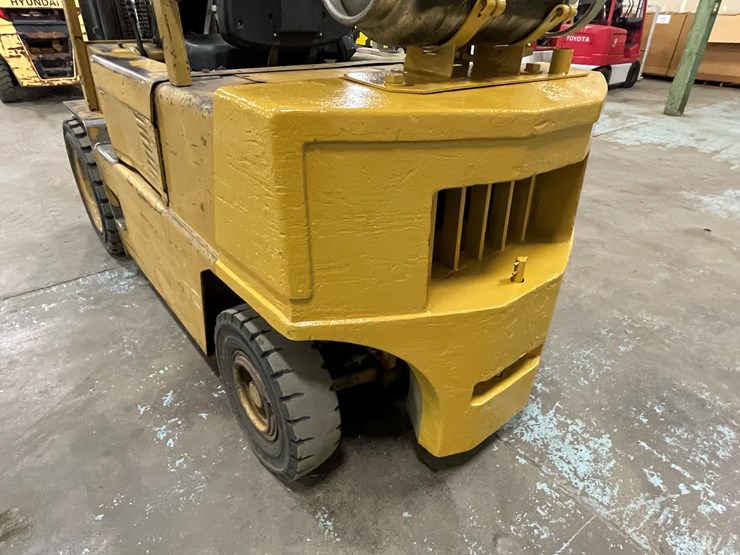 #178-•-cat-vc600-propane-forklift-image-17