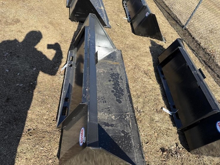 new-swict-72"-universal-attach-bucket-image-2