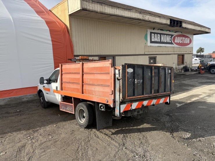 2004-ford-f350-image-4