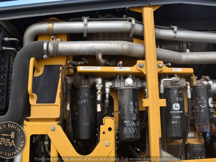 2013-deere-770g-image-56