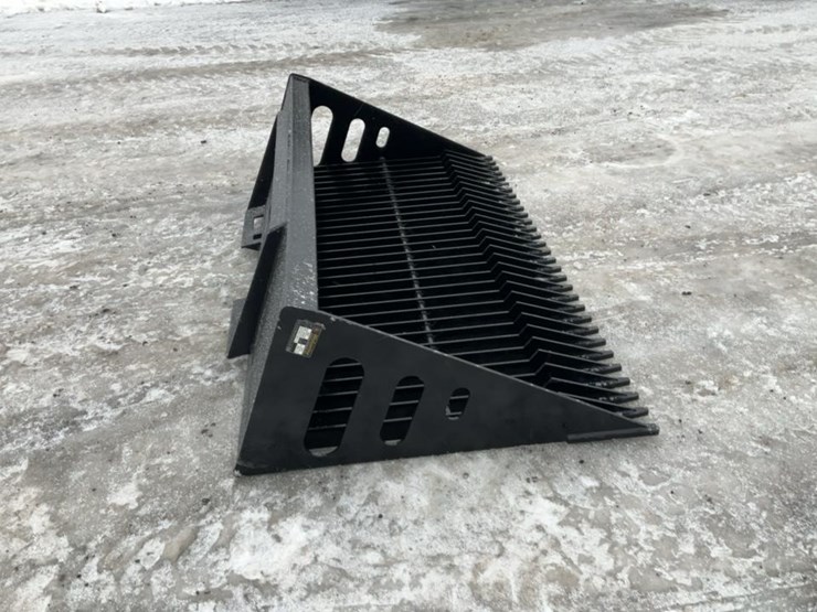 #969-•-unused-wolverine-sb84-sliding-loader-sieve-shovel*-image-9