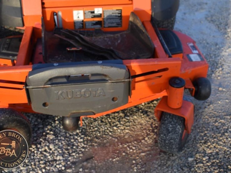 kubota-z122e-image-25