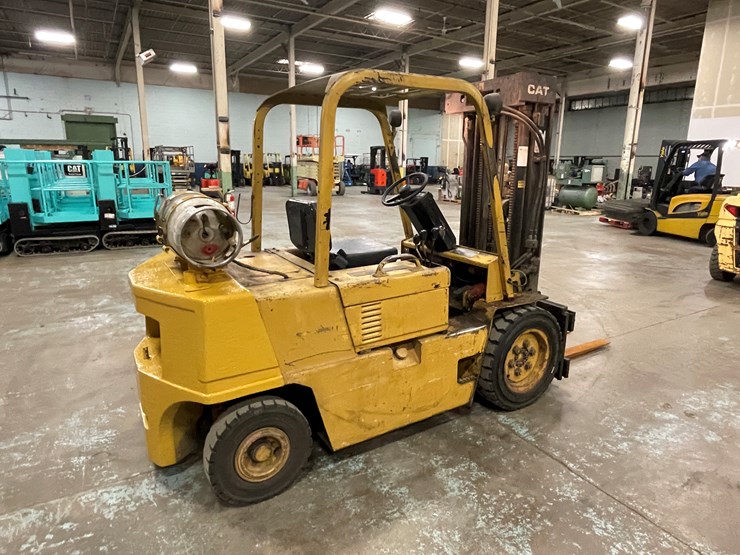 #178-•-cat-vc600-propane-forklift-image-5