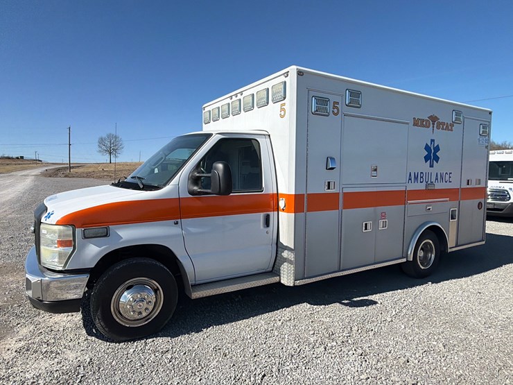 2018-ford-e450-image-1