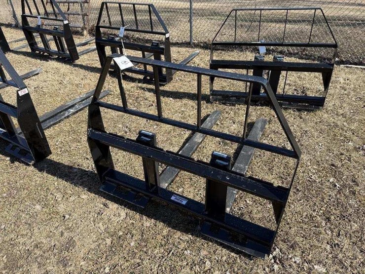 new-kivel-48"-universal-attach-pallet-forks-image-2