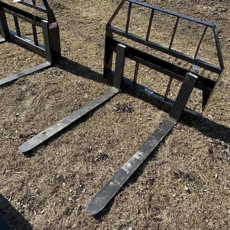 New Kivel 48" Universal Attach Pallet Forks
