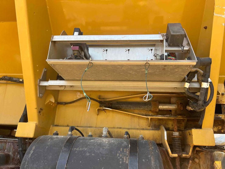 2018-ag-chem-rg1100c-image-24