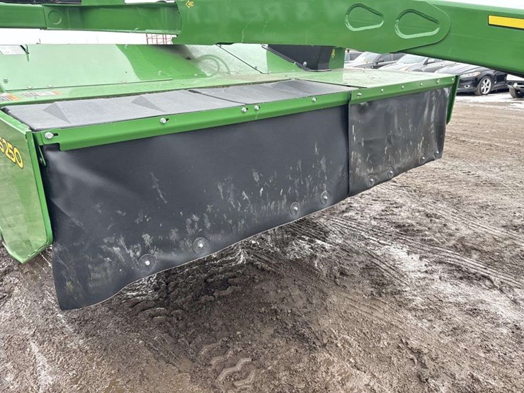 2025-john-deere-s250-image-16