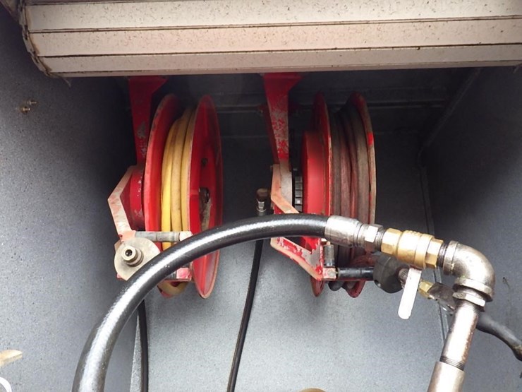 2004-ford-f650-image-21