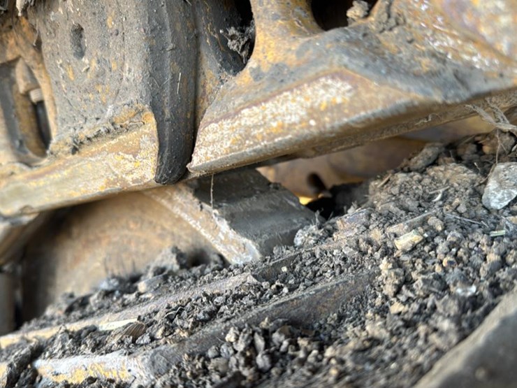 2002-caterpillar-d6r-xw-image-13