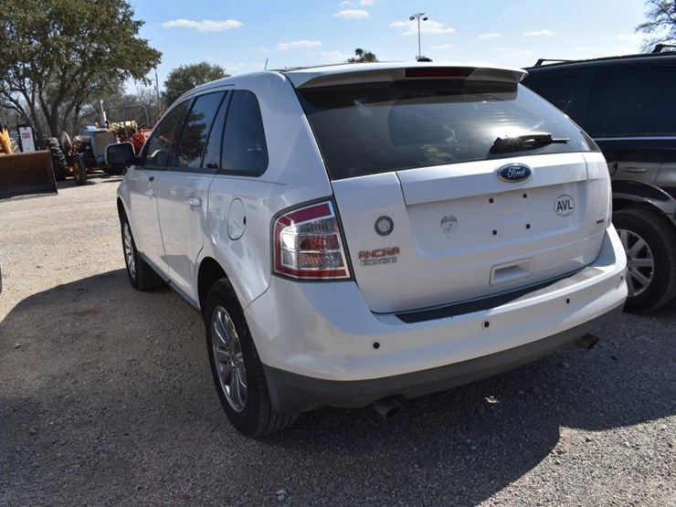 2010-ford-edge-image-6
