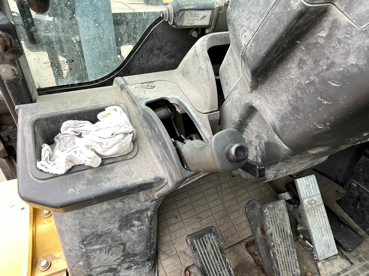 2018-caterpillar-dp135-image-53