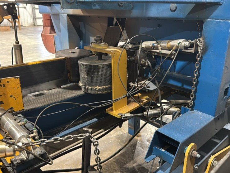 #135-•-2007-baker-double-head-resaw-image-17