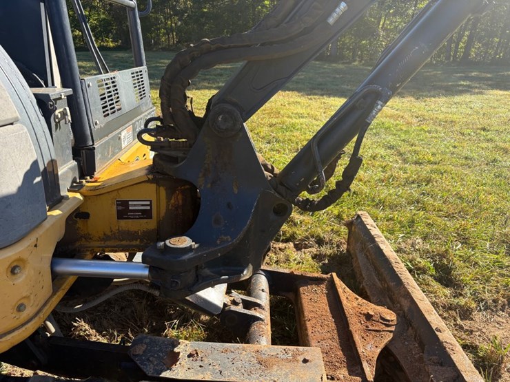 2017-deere-50g-image-4