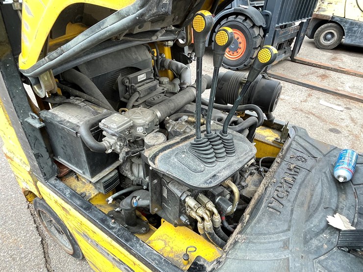 hyundai-25lc-7a-image-26