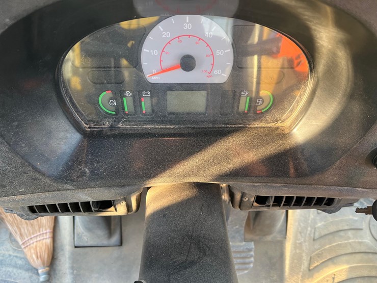 2012-ag-chem-rg1100-image-42