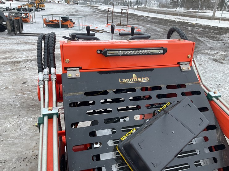 #1006-•-unused-landhero-t460-mini-skid-steer-loader-image-24