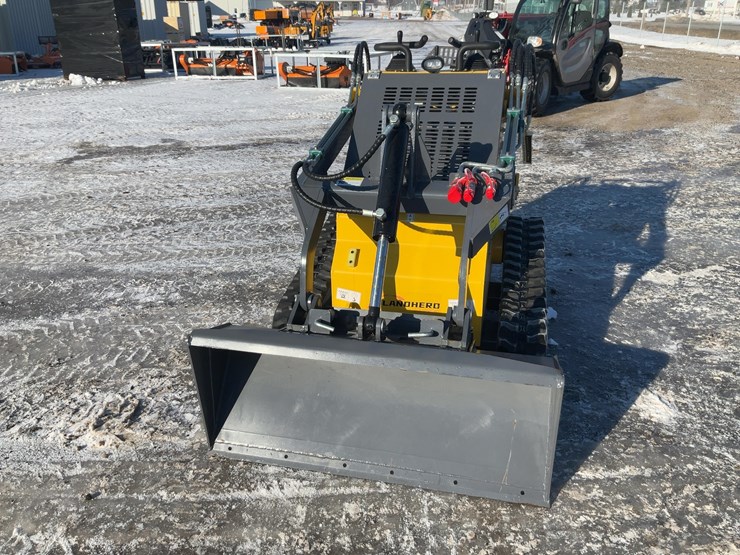 #1008-•-unused-landhero-t460-mini-skid-steer-loader-image-8