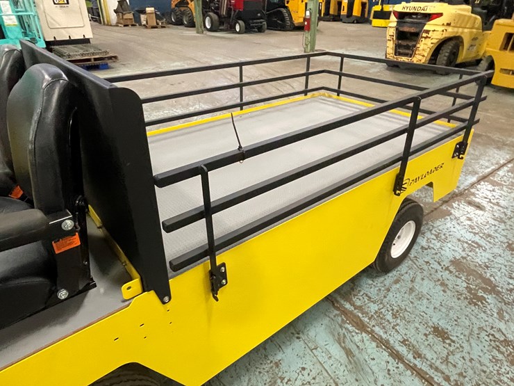 #187-•-columbia-payloader-electric-utility-vehicle-(new-old-stock-2022)-image-17