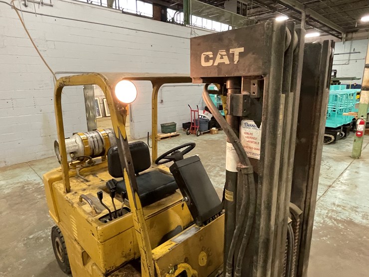 #178-•-cat-vc600-propane-forklift-image-24