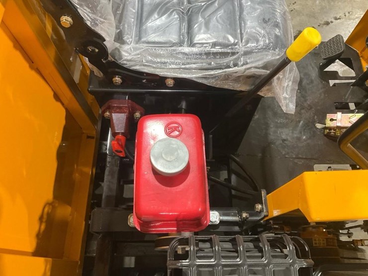 #1257-•-sdld25-crawler-dumper-with-seat-image-8