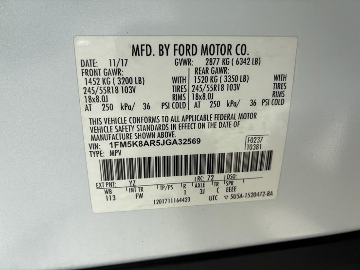 2018-ford-explorer-image-18