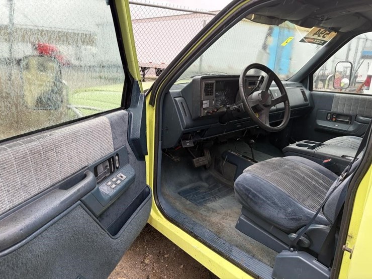 1993-chevrolet-3500-image-12