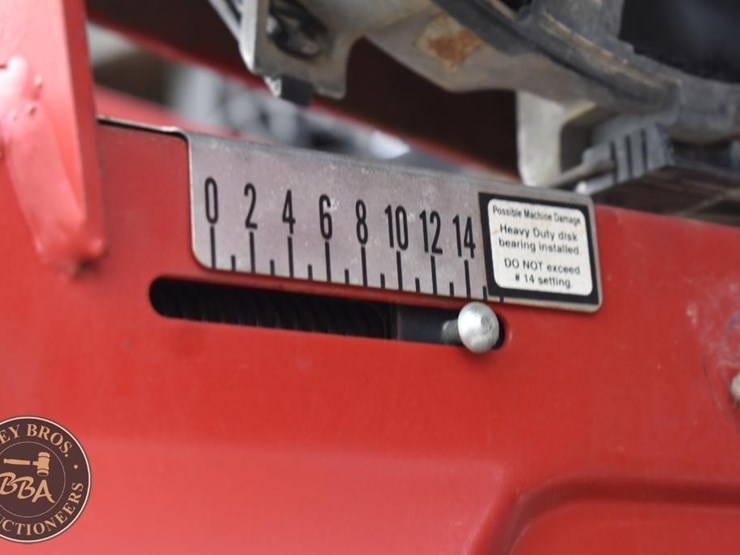 2010-case-ih-1240-image-42