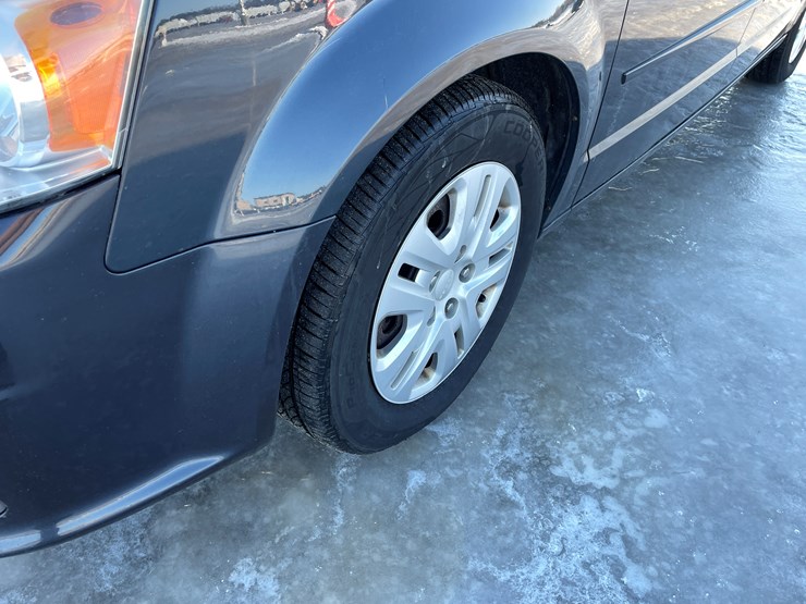 2013-dodge-grand-caravan-image-7