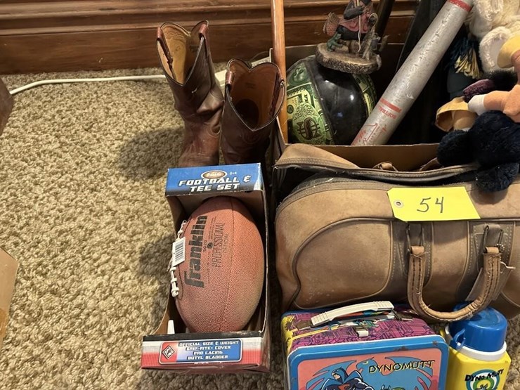 misc.-sporting-goods-&-d?cor-image-5