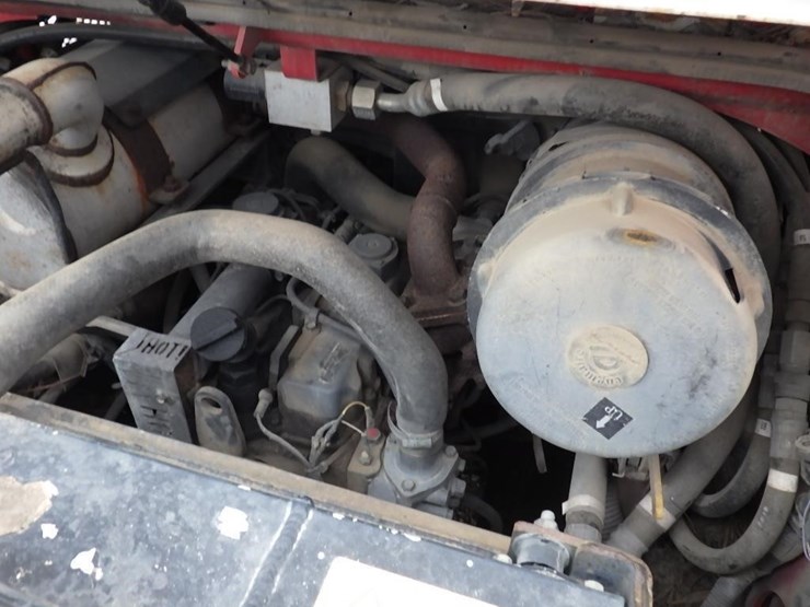 2012-takeuchi-tl230-image-9