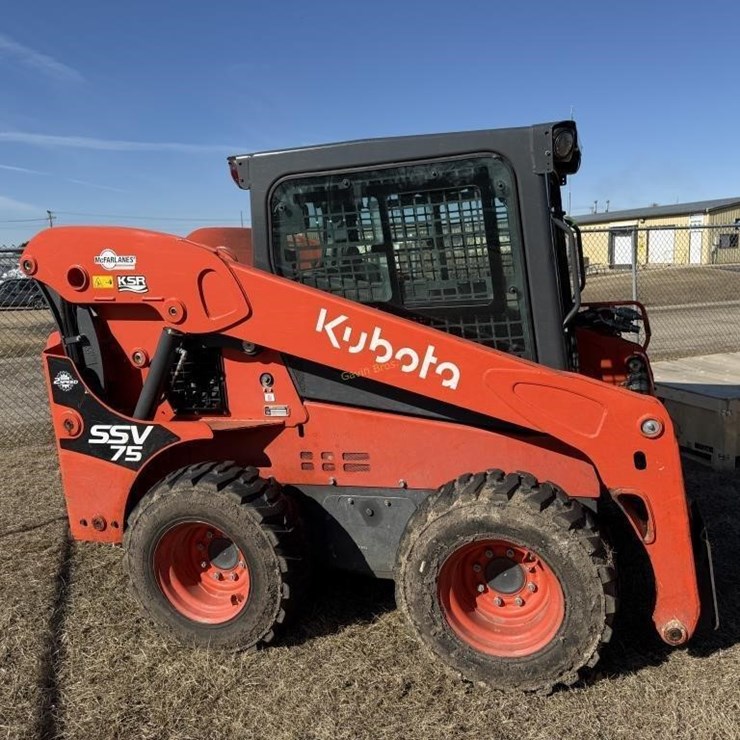 2023 KUBOTA SSV75