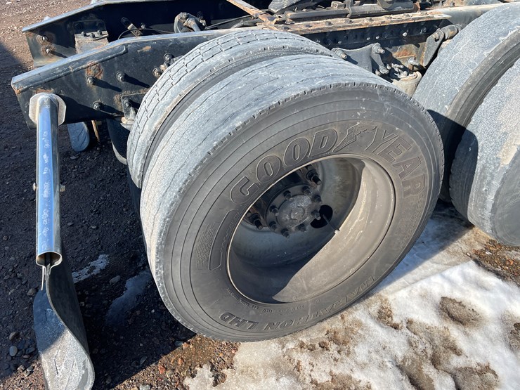 #1454-•-2019-freightliner-cascadia-truck-tractor**non-runner**-(has-mn-title)-image-28