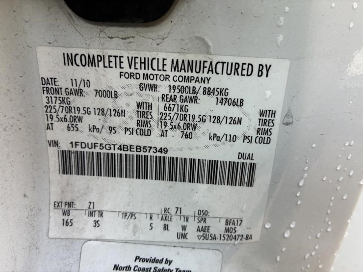 2011-ford-f550-image-16