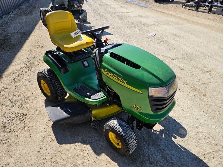 john-deere-l111-image-7