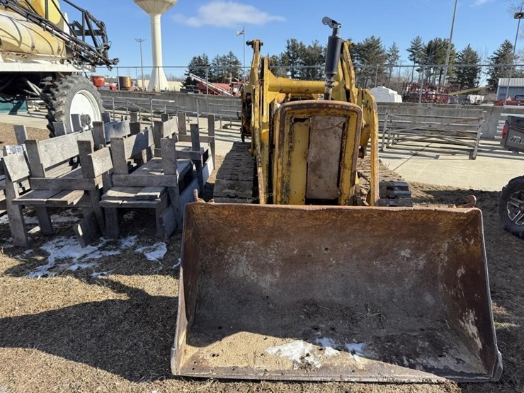 1960-john-deere-440-image-3