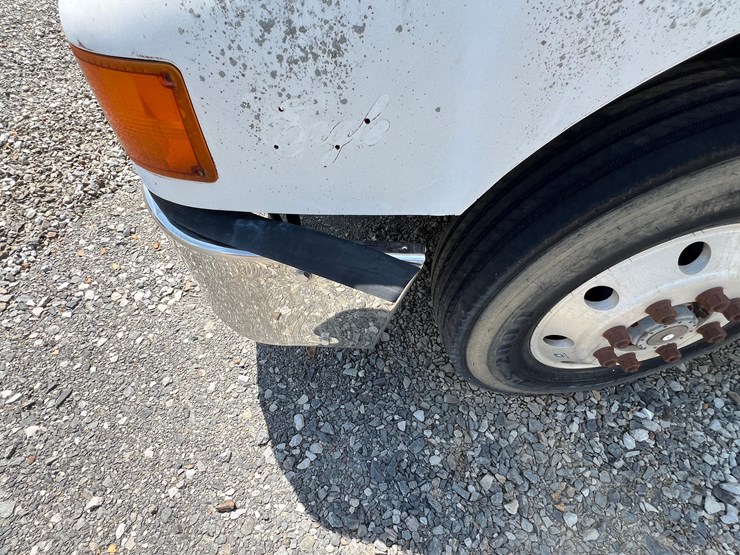 1996-international-a-image-22