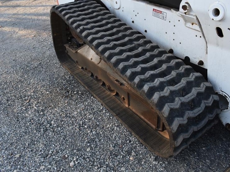 2019-bobcat-t740-image-9