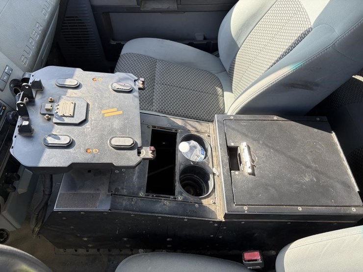 2011-ford-f250-sd-xlt-image-15