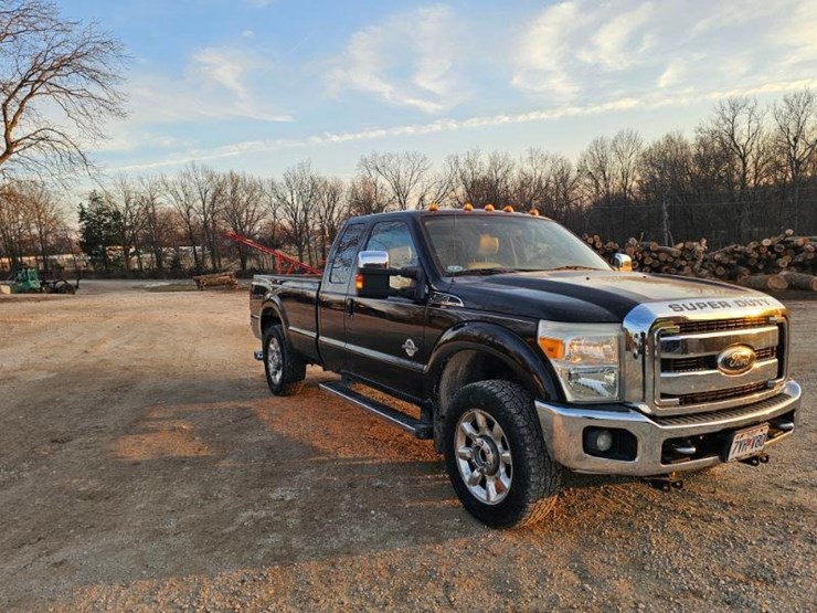 2011-ford-f250-lariat-image-4