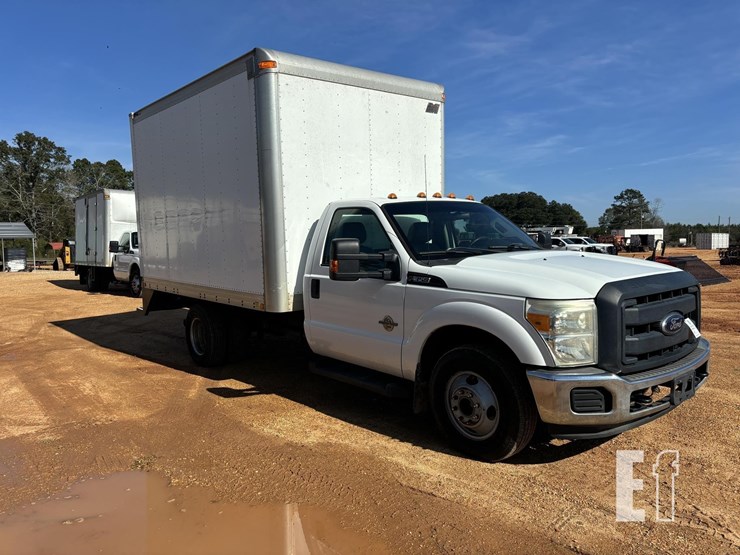 2012-f-350-box-truck-ford-image-3