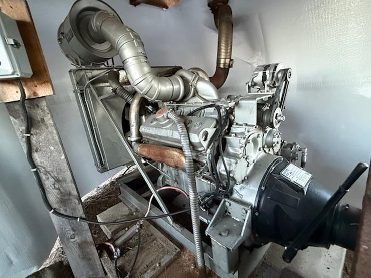 #139-•-425/450-v8-detroit-diesel-92-series-power-unit-image-7