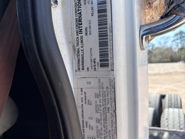 2007-international-8600-image-14