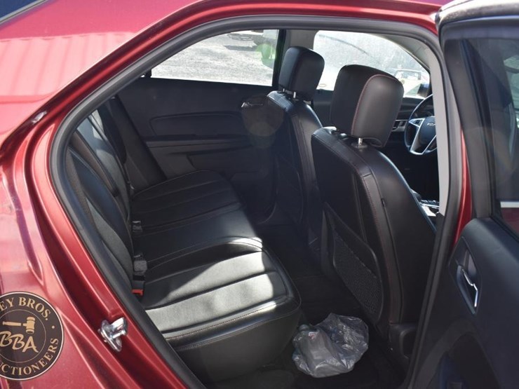 2012-chevrolet-equinox-image-30