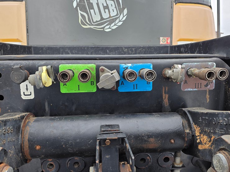 1998-jcb-185-65-image-61