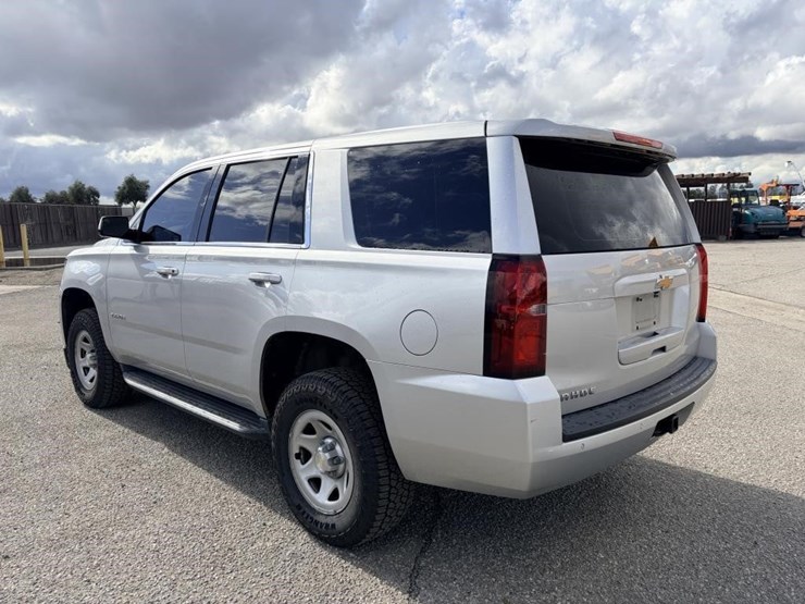 2019-chevrolet-tahoe-image-4