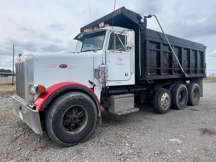1990-peterbilt-357-image-1