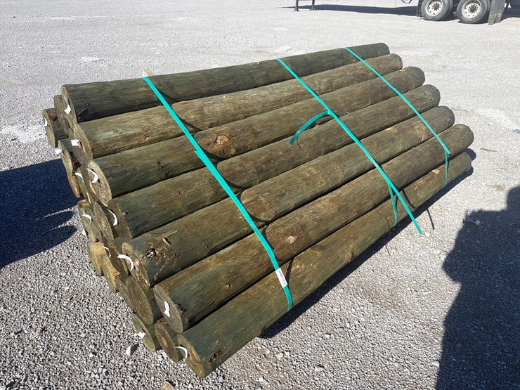 #23746-•-bundle-of-(28)-wooden-posts-image-4